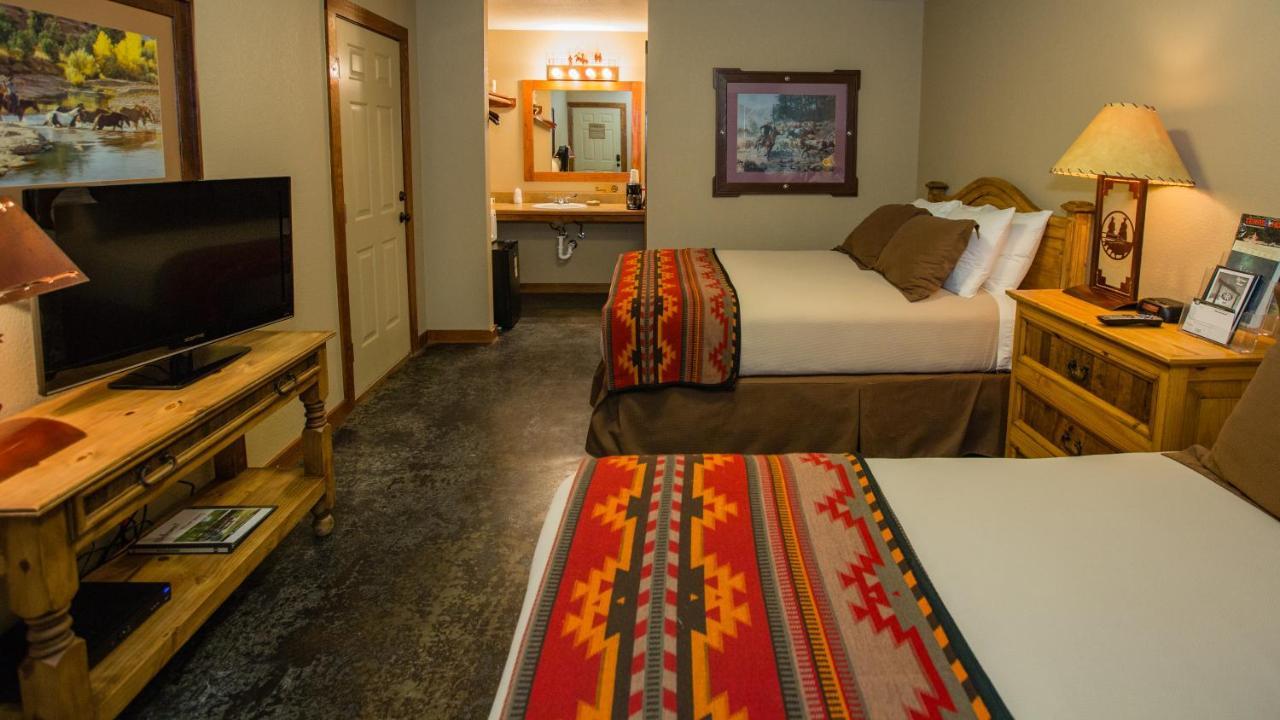 Nrs Event Center & Guest Ranch Hotel Decatur Bagian luar foto