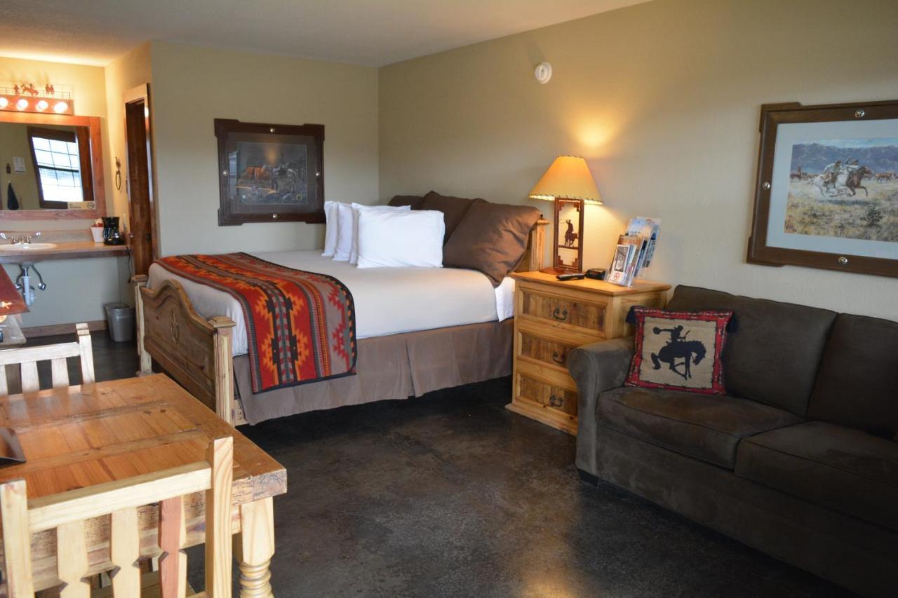 Nrs Event Center & Guest Ranch Hotel Decatur Bagian luar foto